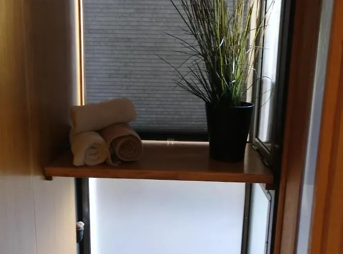 Tiny Τεργέστη